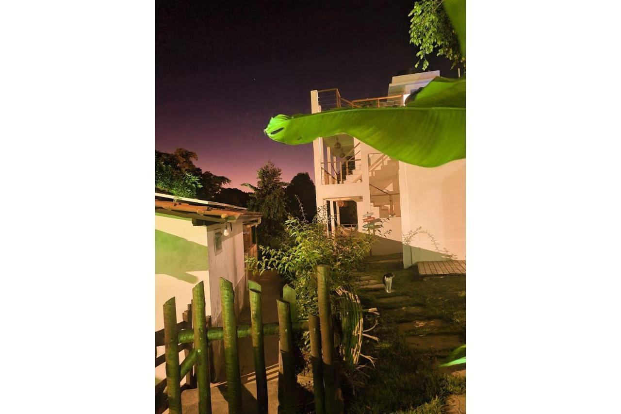 Vila Pitangueira - Apto Laranja - No Centro De Serra Grande Com Piscina, Jacuzzi, Internet Veloz Exterior photo